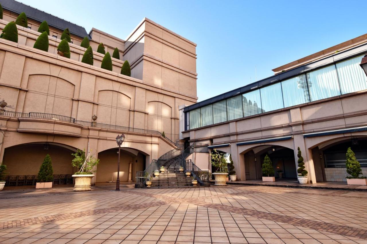 Okura Chiba Hotel Exterior foto