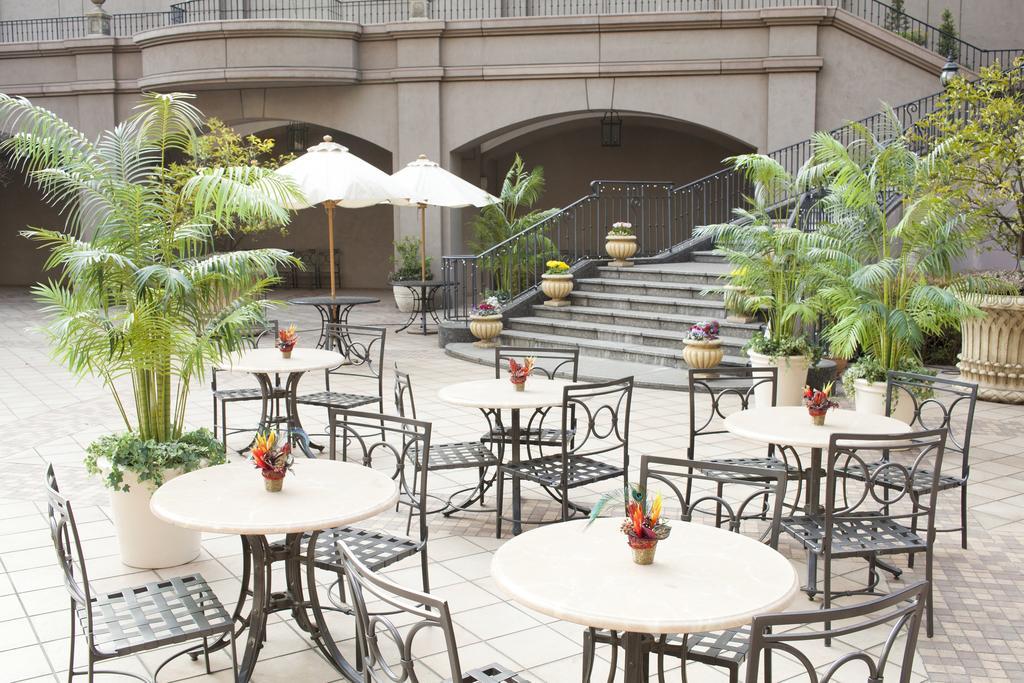 Okura Chiba Hotel Exterior foto